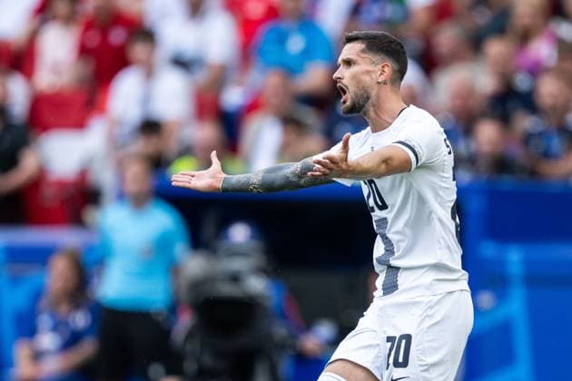 240616 Petar Stojanovic of Slovenia reacts during the UEFA EURO, EM, Europameisterschaft,Fussball 2024 Football Championship match between Slovenia and Denmark on June 16, 2024 in Stuttgart. Photo: Mathias Bergeld BILDBYRAN kod MB MB0936 fotboll football soccer fotball fotbolls-em europamästerskap em uefa euro uefa european football championship euro 2024 slovenien slovenia danmark denmark bbeng Copyright: MATHIASxBERGELD BB240616MB037