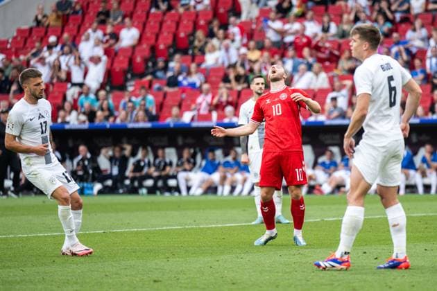 240616 Christian Eriksen of Denmark reacts during the UEFA EURO, EM, Europameisterschaft,Fussball 2024 Football Championship match between Slovenia and Denmark on June 16, 2024 in Stuttgart. Photo: Mathias Bergeld BILDBYRAN kod MB MB0936 fotboll football soccer fotball fotbolls-em europamästerskap em uefa euro uefa european football championship euro 2024 slovenien slovenia danmark denmark bbeng Copyright: MATHIASxBERGELD BB240616MB070