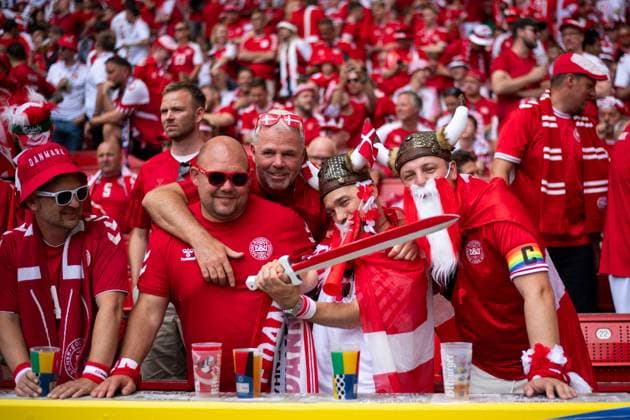 Fans von Dänemark, GER, Slovenia (SVN) vs Denmark (DEN), Fussball Europameisterschaft, UEFA EURO, EM, Europameisterschaft,Fussball 2024, Gruppe C, 1. Spieltag, 16.06.2024 GER, Slovenia (SVN) vs Denmark (DEN), Fussball Europameisterschaft, UEFA EURO 2024, Gruppe C, 1. Spieltag, 16.06.2024 Stuttgart Copyright: xEibner-Pressefoto Memmlerx EP_MMR