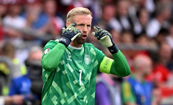 Fussball Euro 2024 Eroeffungsspiel Gruppe C 16.06.2024 Slowenien - Daenemark Torwart Kasper Schmeichel (Daenemark)