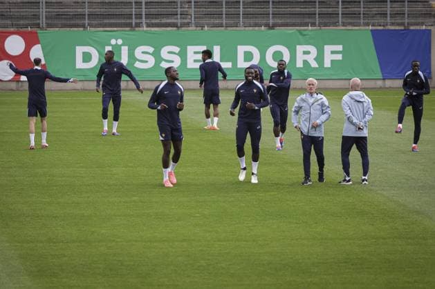entrainement de l equipe de france avant son 1er match contre l Autriche. Paul-Janes Stadion Dusseldorf - 16-06-2024 FOOTBALL : Entrainement Equipe de France - UEFA EURO, EM, Europameisterschaft,Fussball 2024 - 16 06 2024 ElyxandroCegarra Panoramic 