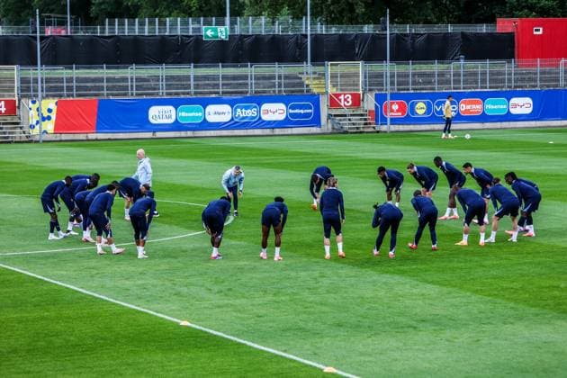 Fussball, UEFA EURO, EM, Europameisterschaft,Fussball 2024 Gruppe D Abschlusstraining Frankreich 16.06.2024, Paul Janes Stadion Düsseldorf Die Spieler vom Frankreich beim Training im Paul Janes Stadion Düsseldorf Paul Janes Stadion Nordrhein-Westfahlen Deutschland