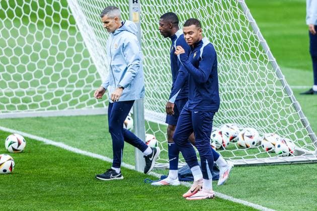 Fussball, UEFA EURO, EM, Europameisterschaft,Fussball 2024 Gruppe D Abschlusstraining Frankreich 16.06.2024, Paul Janes Stadion Düsseldorf Kylian Mbappe Lottin (Frankreich, 10) Düsseldorf Paul Janes Stadion Nordrhein-Westfahlen Deutschland
