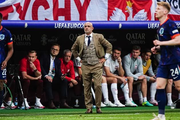 Michal Probierz (Polen, Trainer) GER, Polen vs. Niederlande, Fussball Europameisterschaft, UEFA EURO, EM, Europameisterschaft,Fussball 2024, Spieltag 1, 16.06.2024 GER, Polen vs. Niederlande, Fussball Europameisterschaft, UEFA Euro 2024, Spieltag 1, 16.06.2024 Hamburg Copyright: xEibner-Pressefoto MarcelxvonxFehrnx EP_MFN