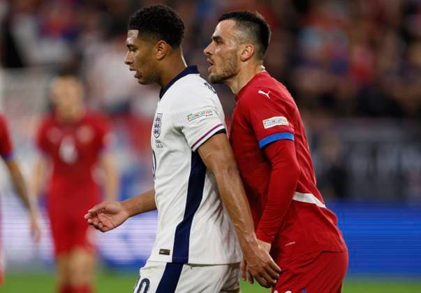 Serbia v England: Group C - UEFA EURO, EM, Europameisterschaft,Fussball 2024 Jude Bellingham of England and Filip Kostic of Serbia in action during the UEFA EURO 2024 group stage match between Serbia and England at Arena AufSchalke on June 16, 2024 in Gelsenkirchen, Germany. Gelsenkirchen Arena AufSchalke Germany Germany Copyright: xRichardxSellers Sportsphoto APLx 14040907