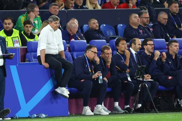 Serbia v England 16 June 2024, Gelsenkirchen - UEFA EURO, EM, Europameisterschaft,Fussball 2024 - Group C - Serbia v England - Serbia coach Dragan Stojkovic takes a seat next to the bench - Photo: Charlotte Wilson Offside. Gelsenkirchen Germany Copyright: xCharlottexWilsonx xOffsidexOffside