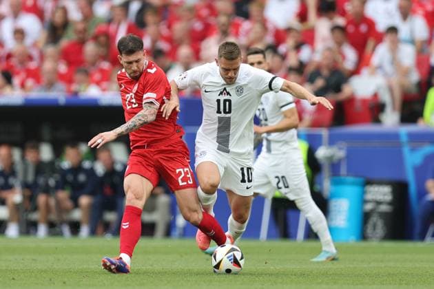 Timi Max Elsnik (Slovenia)Pierre-Emile Hojbjerg (Denmark) during the UEFA EURO, EM, Europameisterschaft,Fussball Germany 2024 match between Slovenia 1-1 Denmark at Stuttgart Arena on June 16, 2024 in Stuttgart , Germany. Noxthirdxpartyxsales  (256646136)