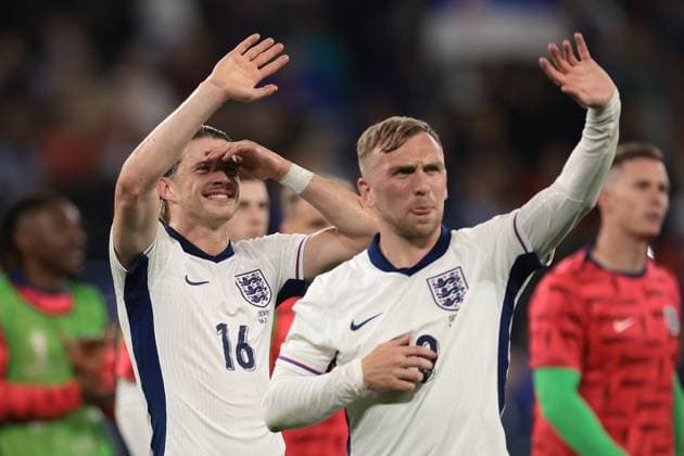 Gelsenkirchen, Germany, 16th June 2024. Conor Gallagher and Jarrod Bowen of England wave towards the crowd following the final whistle of the UEFA European Championships match at Arena Aufschalke, Gelsenkirchen. Picture credit should read: Jonathan Moscrop Sportimage EDITORIAL USE ONLY. No use with unauthorised audio, video, data, fixture lists, club league logos or live services. Online in-match use limited to 120 images, no video emulation. No use in betting, games or single club league player publications. SPI-3183-0028