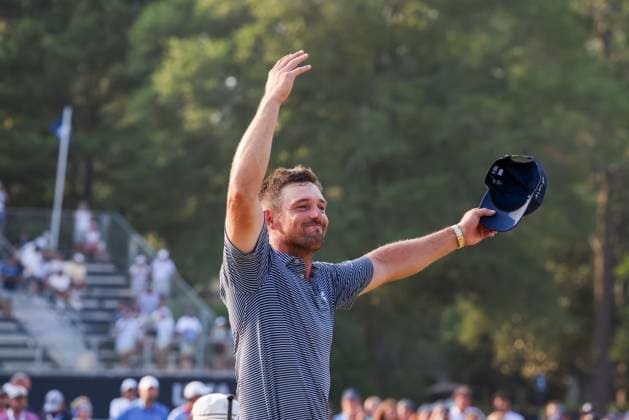 Bryson DeChambeau of the United States celebrates after winning the 124th U.S. Open golf championship at Pinehurst Resort & Country Club in Pinehurst, N.C. on Sunday, June 16, 2024.  NCP20240616810 VeaseyxConway