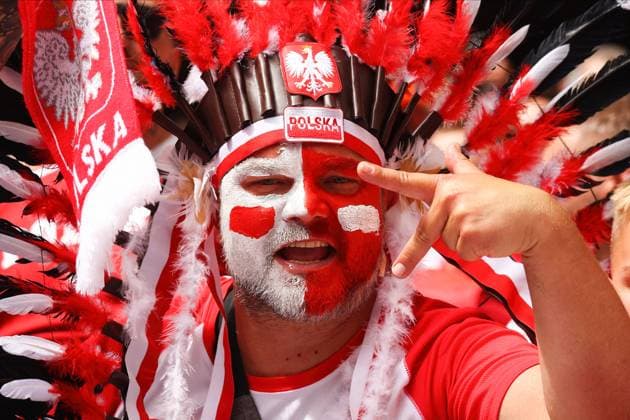 Sport Bilder des Tages Poland Vs Netherlands in Hamburg, Germany - 16 Jun 2024 Supporter of Poland is seen during the UEFA EURO, EM, Europameisterschaft,Fussball 2024 group D match between Poland and the Netherlands at the Volksparkstadion. (Final score; Poland 1:2 Netherlands) Hamburg Germany Copyright: xSergeixMikhailichenkox xSOPAxImagesx Mikhailichenko_Pol-Ned10