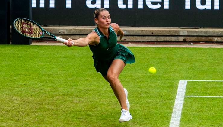 17.06.2024, WTA, Tennis Damen 500, Tennis, Damen, ecotrans Ladies Open 2024, Berlin, Marta Kostjuk (Ukraine) - Darja Sergejewna. Kassatkina (Russland) Marta Kostjuk (Ukraine) Berlin Steffi-Graf-Stadion Berlin Deutschland