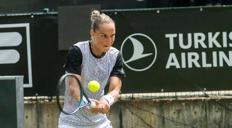 17.06.2024, WTA, Tennis Damen 500, Tennis, Damen, ecotrans Ladies Open 2024, Berlin, 1. Runde, Arantxa Rus (Niederlande) - Zeynep Sönmez (Türkei) Arantxa Rus (Niederlande) Berlin Steffi-Graf-Stadion Berlin Deutschland