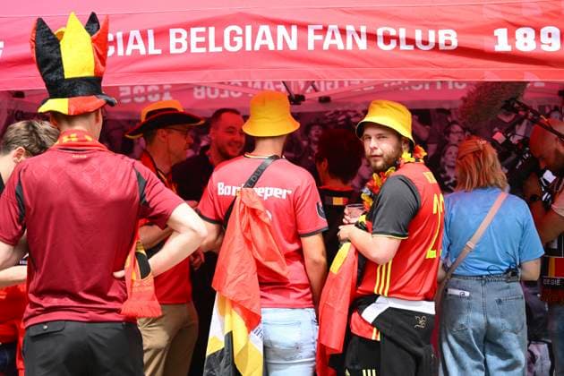 Belgium v Slovakia Group E - UEFA EURO, EM, Europameisterschaft,Fussball 2024 FRANKFURT AM MAIN, GERMANY - JUNE 17 : Supporters and fans ahead of the UEFA EURO 2024 European Football Championship tournament group E stage match between Belgium and Slovakia at Frankfurt Arena on June 17, 2024 in Frankfurt am Main, Germany, 17 06 2024 Frankfurt am Main Germany  Copyright: xVincentxKalutx