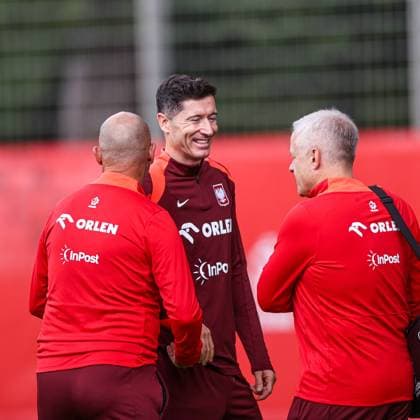 17.06.2024 HANNOVER, NIEMCY PILKA NOZNA (FOOTBALL) UEFA EURO, EM, Europameisterschaft,Fussball 2024 - CENTRUM TRENINGOWE REPREZENTACJI POLSKI - HANNOVER 96 ACADEMIE KONFERENCJA PRASOWA I TRENING REPREZENTACJI POLSKI NZ MICHAL PROBIERZ TRENER HEAD COACH SELEKCJONER REPREZENTACJI POLSKI, ROBERT LEWANDOWSKI, JACEK JAROSZEWSKI - LEKARZ REPREZENTACJI FOTO LUKASZ GROCHALA CYFRASPORT NEWSPIX.PL --- Newspix.pl  20240617CSLG0100