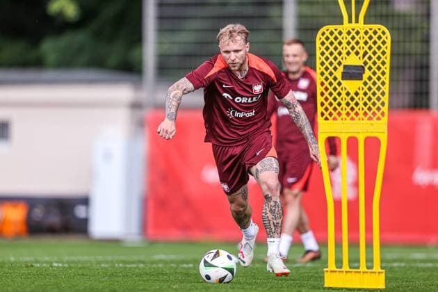 Sport Themen der Woche KW25 Sport Bilder des Tages 17.06.2024 HANNOVER, NIEMCY PILKA NOZNA (FOOTBALL) UEFA EURO, EM, Europameisterschaft,Fussball 2024 - CENTRUM TRENINGOWE REPREZENTACJI POLSKI - HANNOVER 96 ACADEMIE KONFERENCJA PRASOWA I TRENING REPREZENTACJI POLSKI NZ TYMOTEUSZ PUCHACZ FOTO LUKASZ GROCHALA CYFRASPORT NEWSPIX.PL --- Newspix.pl  20240617CSLG0112