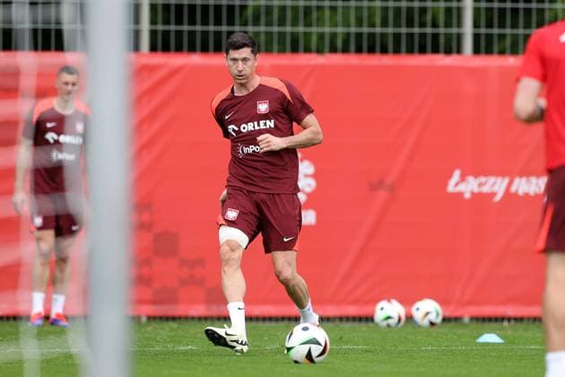 HANOWER 17.06.2024 TRENING REPREZENTACJI POLSKI NA EURO 2024 --- POLISH FOOTBALL national team, Nationalteam TRAINING SESSION ON EURO 2024 IN HANOVER ROBERT LEWANDOWSKI FOT. PIOTR KUCZA FOTOPYK NEWSPIX.PL --- Newspix.pl  240617PYK1057