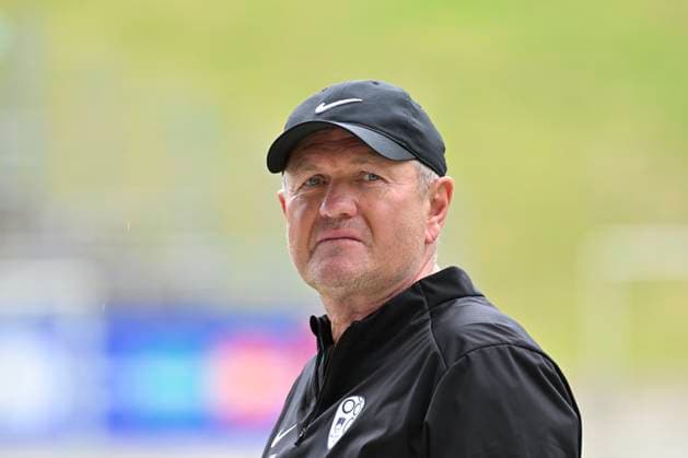 GER, UEFA Europameisterschaft 2024, Slowenisches Base Camp Wuppertal 17.06.2023,Wuppertal ,Stadion am Zoo, GER, UEFA Europameisterschaft 2024, Slowenisches Base Camp Wuppertal im Bild Trainer Madjar Kek ( SVN ).