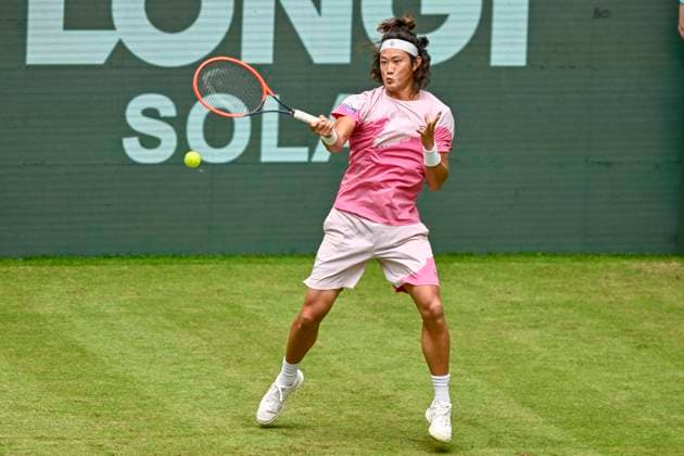 Zhizhen Zhang CHN 17.06.2024 Tennis Terra Wortmann Open, ATP, Tennis Herren World Tour 500, , OWL ARENA, Halle (Westfalen), NRW Germany