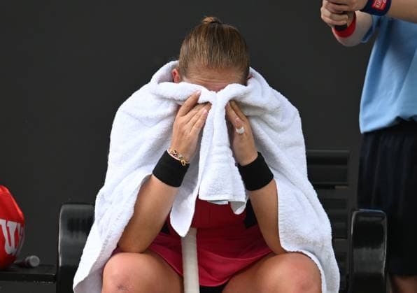 Jelena Ostapenko of Latvia looks dejected during her first round match Rothesay Classic Birmingham, Day 1, Tennis, Edgbaston Priory Club, Birmingham, UK - 17 June 2024  Copyright: xAnnaxGowthorpe Shutterstockx 14539764am