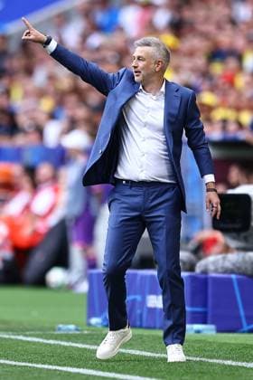 Edward Iordanescu, Romania manager Romania v Ukraine, UEFA European Championship, EM, Europameisterschaft 2024, Group E, Football, Munich Football Arena, Munich, Germany, 17 Jun 2024 EDITORIAL USE ONLY No use with unauthorised audio, video, data, fixture lists, club league logos or live services. Online in-match use limited to 120 images, no video emulation. No use in betting, games or single club league player publications. Copyright: xMichaelxZemanek Shutterstockx 14539636x