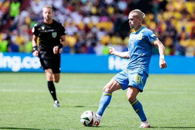 UEFA EURO 2024: Rumänien - Ukraine; 17.06.2024 Mykhailo Mudryk (Ukraine, 10) schießt UEFA EURO 2024: Rumänien - Ukraine; Munich Football Arena, München am 17.06.2024 Copyright: xBEAUTIFULxSPORTS Wunderlx