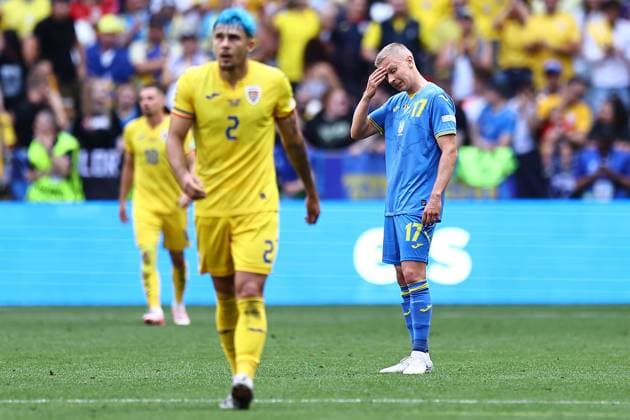 Oleksandr Zinchenko of Ukraine reacts after Romania score their third goal Romania v Ukraine, UEFA European Championship, EM, Europameisterschaft 2024, Group E, Football, Munich Football Arena, Munich, Germany, 17 Jun 2024 EDITORIAL USE ONLY No use with unauthorised audio, video, data, fixture lists, club league logos or live services. Online in-match use limited to 120 images, no video emulation. No use in betting, games or single club league player publications. Copyright: xMichaelxZemanek Shutterstockx 14539636aw