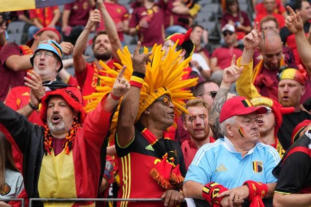 Belgische Fans feiern ihr Team - Frankfurt 17.06.2024: Belgien vs Slowakei, EURO2024 M9, Gruppe E, EM-Arena Frankfurt