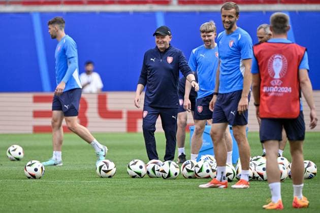 Coach Ivan Hasek, center, attends Czech national football team open training within the European Football Championships, Leipzig, Germany, June 17, 2024. (CTKxPhoto VitxSimanek) CTKPhotoP2024061706534  CTKPhotoP2024061706534