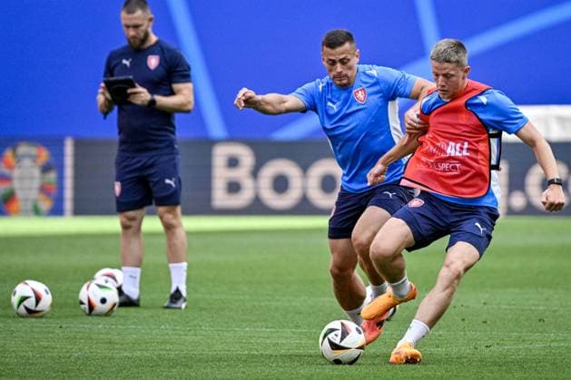 Tomas Holes, right, and Lukas Cerv attend Czech national football team open training within the European Football Championships, Leipzig, Germany, June 17, 2024. (CTKxPhoto VitxSimanek) CTKPhotoP2024061706412  CTKPhotoP2024061706412