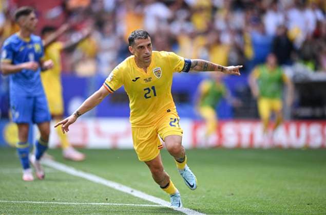 Fussball Euro 2024 Gruppe E 17.06.2024 Rumaenien - Ukraine JUBEL Rumaenien; Torschuetze zum 1-0 Nicolae Stanciu