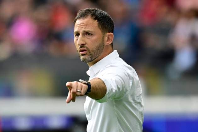 Belgium v Slovakia Group E - UEFA EURO, EM, Europameisterschaft,Fussball 2024 FRANKFURT AM MAIN, GERMANY - JUNE 17 : Tedesco Domenico head coach of Belgium issues instructions from the touchline during the UEFA EURO 2024 European Football Championship tournament group E stage match between Belgium and Slovakia at Frankfurt Arena on June 17, 2024 in Frankfurt am Main, Germany, 17 06 2024 Frankfurt am Main Germany  Copyright: xPeterxDexVoechtx