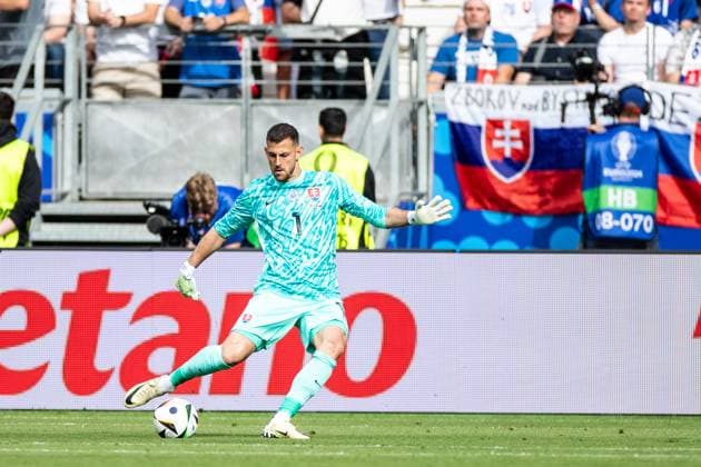 UEFA EURO, EM, Europameisterschaft,Fussball 2024: Belgien - Slowakei; 17.06.2024 Martin Dubravka (Slowakei, 1) UEFA EURO 2024: Belgien - Slowakei; Frankfurt Arena, Frankfurt am Main; 17.06.2024 Copyright: xBEAUTIFULxSPORTS Buriakovx