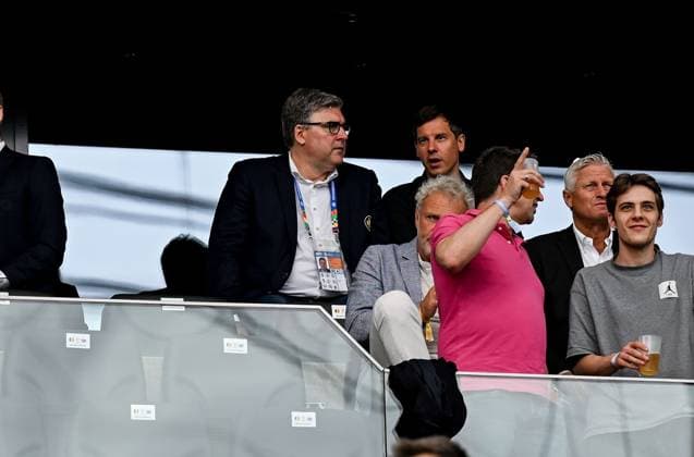 17.06.2024, xpsx, UEFA EURO, EM, Europameisterschaft,Fussball 2024 Vorrunde, Belgien - Slowakei v.l. Vorstandsprecher CEO Axel Hellmann of Eintracht Frankfurt AG (DFL DFB REGULATIONS PROHIBIT ANY USE OF PHOTOGRAPHS as IMAGE SEQUENCES and or QUASI-VIDEO) emspor Frankfurt