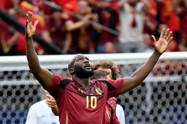 17.06.2024, xjrdrx, Fussball EM 2024, Belgien - Slowakei emspor, v.l. Torjubel nach dem Abseitstor celebrating the goal celebrate Romelu Lukaku Bolingoli (Belgien) (DFL DFB REGULATIONS PROHIBIT ANY USE OF PHOTOGRAPHS as IMAGE SEQUENCES and or QUASI-VIDEO) Frankfurt