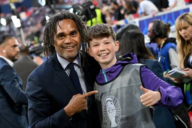 17.06.2024, xjhx, Fussball EM 2024, Österreich - Frankreich emspor, v.l. Christian Karembeu (DFL DFB REGULATIONS PROHIBIT ANY USE OF PHOTOGRAPHS as IMAGE SEQUENCES and or QUASI-VIDEO) Düsseldorf