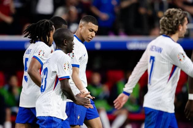 240617 Kylian MbappÃ of France celebrates the 0-1 goal during the UEFA EURO, EM, Europameisterschaft,Fussball 2024 Football Championship match between Austria and France on June 17, 2024 in Düsseldorf. Photo: Jesper Zerman BILDBYRAN kod JZ JZ0540 fotboll football soccer fotball fotbolls-em europamästerskap em uefa euro uefa european football championship euro 2024 österrike austria frankrike france bbeng jubel Copyright: JESPERxZERMAN BB240617JZ075