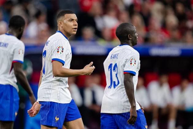 240617 Kylian MbappÃ of France celebrates the 0-1 goal during the UEFA EURO, EM, Europameisterschaft,Fussball 2024 Football Championship match between Austria and France on June 17, 2024 in Düsseldorf. Photo: Jesper Zerman BILDBYRAN kod JZ JZ0540 fotboll football soccer fotball fotbolls-em europamästerskap em uefa euro uefa european football championship euro 2024 österrike austria frankrike france bbeng jubel Copyright: JESPERxZERMAN BB240617JZ076