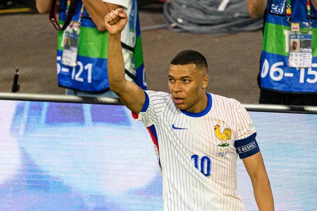 DUESSELDORF, GERMANY - 1 JANUARY, 2023: Kylian Mbappe, The football match of EURO 2024 Austria vs France at Mercur Spiel Arena  Copyright: xVITALIIxKLIUIEVx