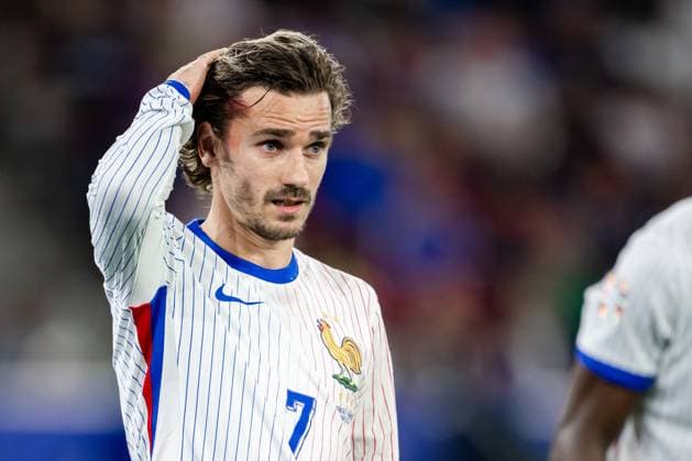 240617 Antoine Griezmann of France during the UEFA EURO, EM, Europameisterschaft,Fussball 2024 Football Championship match between Austria and France on June 17, 2024 in Düsseldorf. Photo: Jesper Zerman BILDBYRAN kod JZ JZ0540 fotboll football soccer fotball fotbolls-em europamästerskap em uefa euro uefa european football championship euro 2024 österrike austria frankrike france bbeng depp skada Copyright: JESPERxZERMAN BB240617JZ100
