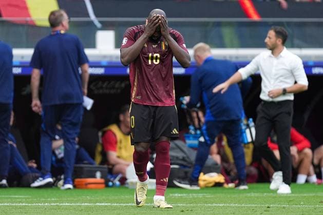 2024-06-17 Belgium v Slovakia - Group E - UEFA EURO, EM, Europameisterschaft,Fussball 2024 FRANKFURT, GERMANY - JUNE 17: Romelu Lukaku of Belgium looks dejected during the Group E - UEFA EURO 2024 match between Belgium and Slovakia at Deutsche Bank Park on June 17, 2024 in Frankfurt, Germany. (Photo by Joris Verwijst BSR Agency) Frankfurt Germany Content not available for redistribution in The Netherlands directly or indirectly through any third parties. Copyright: xBSRxAgencyx