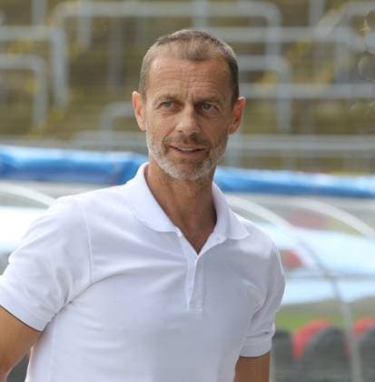 Euro 2024, Slowenische Nationalmannschaft, Base Camp in Wuppertal, 17.06.2024 - UEFA Präsident Alexander Ceferin besuchte die Slowenienische Mannschaft beim Training im Stadion am Zoo Wuppertal
