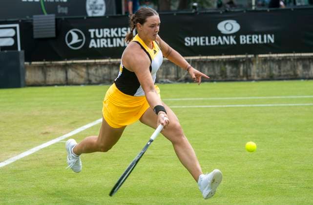 18.06.2024, WTA, Tennis Damen 500, Tennis, Damen, ecotrans Ladies Open 2024, Berlin, Einzel, 1. Runde, Jule Niemeier (Deutschland) - Donna Vekic (Kroatien) Jule Niemeier (Deutschland) Berlin Steffi-Graf-Stadion Berlin Deutschland