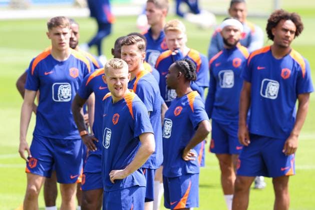 2024-06-18 Training Session Netherlands WOLFSBURG, GERMANY - JUNE 18: Matthijs de Ligt of the Netherlands during a training session prior to the Group D - UEFA EURO, EM, Europameisterschaft,Fussball 2024 match between Netherlands and France at AOK Stadium on June 18, 2024 in Wolfsburg, Germany. (Photo by Peter Lous BSR Agency) Wolfsburg Germany Content not available for redistribution in The Netherlands directly or indirectly through any third parties. Copyright: xBSRxAgencyx