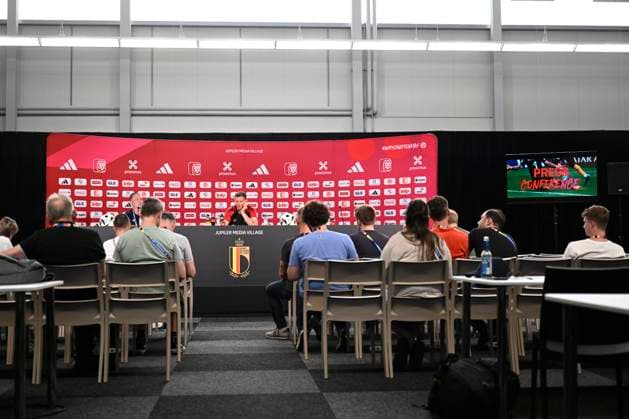 Belgium Media Activities - UEFA EURO, EM, Europameisterschaft,Fussball 2024 18 06 2024 FREIBERG AM NECKA, GERMANY - JUNE 18 : Vertonghen Jan defender of Belgium talking to the press during a press conference, PK, Pressekonferenz of the Belgian Red Devils at the UEFA EURO 2024 European Football Championship tournament on June 18, 2024 in Freiberg am Necka, Germany, 18 06 2024 Freiberg am Necka Germany  Copyright: xPeterxDexVoechtx