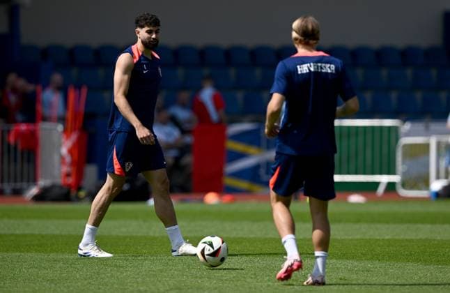 Croatia Training Session And press conference, PK, Pressekonferenz Group B - UEFA EURO, EM, Europameisterschaft,Fussball 2024 NEURUPPIN, GERMANY - JUNE 18: Josko Gvardiol of Croatia during Croatian National Football Team training session at UEFA 2024 Croatia Base Camp on June 18, 2024 in Neuruppin, Germany. MarkoxLukunic PIXSELL