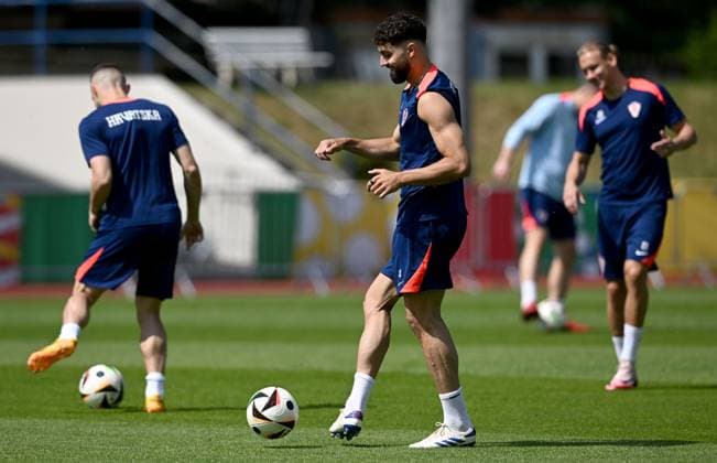 Croatia Training Session And press conference, PK, Pressekonferenz Group B - UEFA EURO, EM, Europameisterschaft,Fussball 2024 NEURUPPIN, GERMANY - JUNE 18: Josko Gvardiol of Croatia during Croatian National Football Team training session at UEFA 2024 Croatia Base Camp on June 18, 2024 in Neuruppin, Germany. MarkoxLukunic PIXSELL