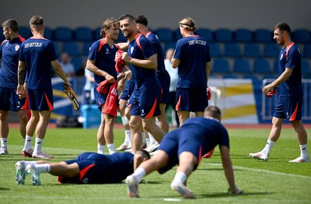Croatia Training Session And press conference, PK, Pressekonferenz Group B - UEFA EURO, EM, Europameisterschaft,Fussball 2024 NEURUPPIN, GERMANY - JUNE 18: Luka Modric of Croatia during Croatian National Football Team training session at UEFA 2024 Croatia Base Camp on June 18, 2024 in Neuruppin, Germany. MarkoxLukunic PIXSELL