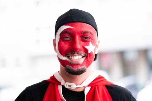 18.06.2024 - Fußball, Europameisterschaft 2024 in Deutschland, Fans in Dortmund Türkei - Georgien: Türkische Fans mittags vor dem Spiel in der Innenstadt.