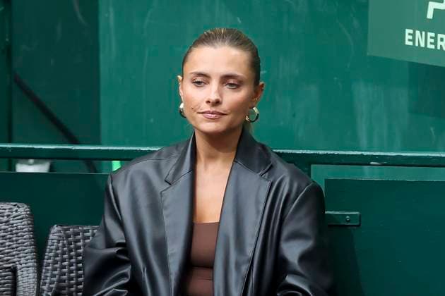 Sophia Thomalla (Schauspielerin und Freundin von Alexander Zverev) sitzt in der Loge, TERRA WORTMANN Open 2024, Oscar Otte vs Alexander Zverev, Gerry-Weber-Stadion, 18.06.2024, Halle, Deutschland.