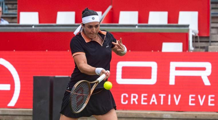 18.06.2024, WTA, Tennis Damen 500, Tennis, Damen, ecotrans Ladies Open 2024, Berlin, Einzel, 1. Runde, Xinyu Wang (China) - Ons Jabeur (Tunesien) Ons Jabeur (Tunesien) Berlin Steffi-Graf-Stadion Berlin Deutschland